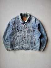 Load image into Gallery viewer, 1990&#39;s Thrashed Levi&#39;s Blanket Lined Denim Jacket - XL
