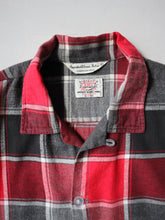 Load image into Gallery viewer, 1950&#39;s Loop Collar Shirt - M
