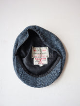 Load image into Gallery viewer, Harris Tweed Wool Flat Cap
