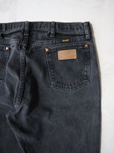 Load image into Gallery viewer, Black Faded Wrangler Denim Jeans - 36&quot;
