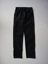 Load image into Gallery viewer, Made in USA Wrangler Denim Jeans - 27&quot;
