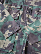 Load image into Gallery viewer, 1970&#39;s Cabela&#39;s Camo Chore Jacket - M
