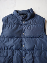 Load image into Gallery viewer, 1980&#39;s Woolrich Down Puffer Vest - XL
