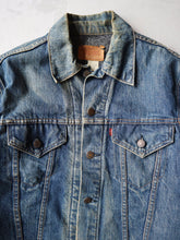 Load image into Gallery viewer, 1970&#39;s Levi&#39;s Made in USA Blanket Lined Denim Jacket - M
