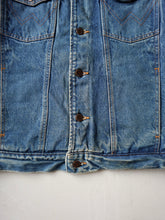 Load image into Gallery viewer, 1980&#39;s Wrangler Blanket Lined Denim Jacket - L
