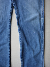 Load image into Gallery viewer, Faded Wrangler Jeans - 36&quot;
