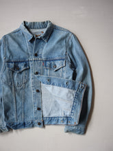 Load image into Gallery viewer, 1980&#39;s Levi&#39;s Made in Canada Denim Jacket - XS
