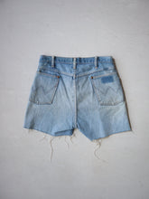 Load image into Gallery viewer, 1980&#39;s Wrangler Thrashed Cut Off Jorts - 28&quot;
