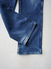 Load image into Gallery viewer, Dark Faded Wrangler Jeans - 36&quot;
