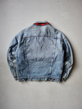 Load image into Gallery viewer, 1980&#39;s Levi&#39;s Made in USA Flannel Lined Denim Jacket - M
