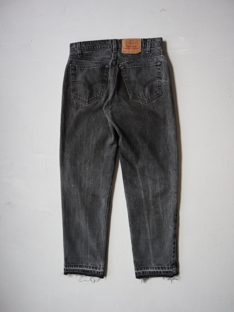 1990's Levi's Made in USA Faded 555 Jeans - 32