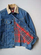 Load image into Gallery viewer, 1980&#39;s Lee Flannel Lined Denim Jacket with Corduroy Collar - S/M
