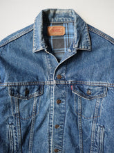 Load image into Gallery viewer, 1980&#39;s Levi&#39;s Made in USA Flannel Lined Denim Jacket - M
