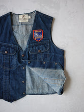 Load image into Gallery viewer, 1970&#39;s Cee Dee Patched Vest - M
