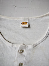 Load image into Gallery viewer, 1970&#39;s Russell Thrashed &amp; Chopped Baseball Tee - S/M
