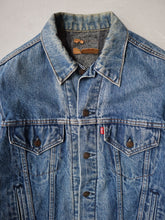 Load image into Gallery viewer, 1980&#39;s Made in USA Levi&#39;s Blanket Lined Denim Jacket - S/M
