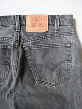 Load image into Gallery viewer, 1990&#39;s Levi&#39;s Made in USA Faded 555 Jeans - 32&quot;
