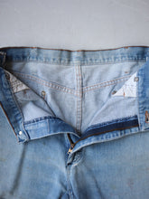 Load image into Gallery viewer, 1980&#39;s Wrangler Thrashed Cut Off Jorts - 28&quot;
