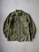 Load image into Gallery viewer, 1950&#39;s Thrashed OG-107 U.S Army M-43 Field Coat - M/L
