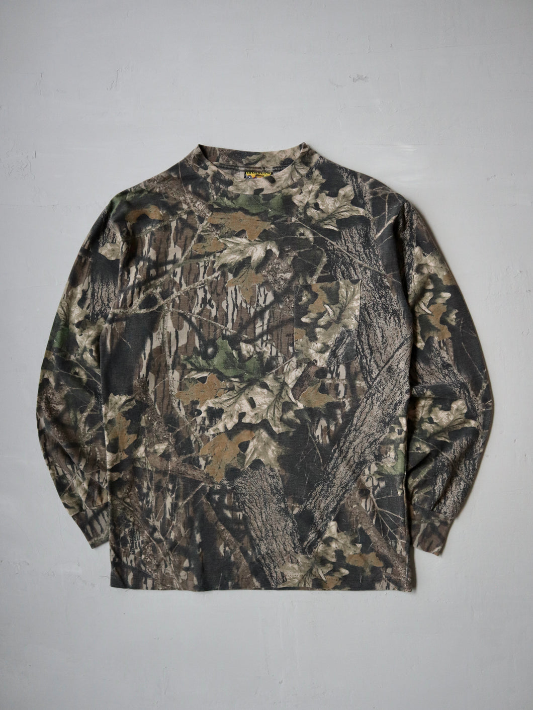 1990's Realtree Long Sleeve - M