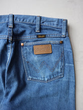 Load image into Gallery viewer, Well Worn Wrangler Jeans - 33&quot;
