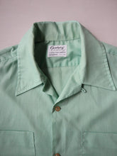 Load image into Gallery viewer, 1970&#39;s Van Heusen Loop Collar Shirt - L
