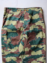 Load image into Gallery viewer, 1950&#39;s Belgian Paratrooper Pants - 28&quot;- 36&quot;
