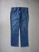 Load image into Gallery viewer, Wrangler Jeans - 36&quot;
