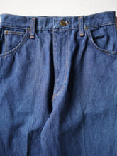 Load image into Gallery viewer, 1970&#39;s Like Deadstock Wrangler Junior Denim Jeans - 25&quot;
