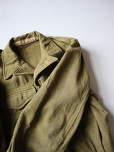 Load image into Gallery viewer, 1950&#39;s Aus Army Wool Battle Dress Jacket - M
