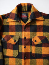 Load image into Gallery viewer, 1970&#39;s Mountaineer Wool CPO Shirt - M
