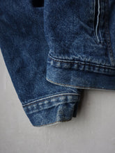 Load image into Gallery viewer, 1980&#39;s Levi&#39;s Made in USA Flannel Lined Denim Jacket - L
