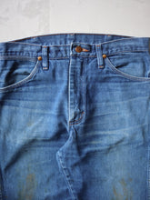 Load image into Gallery viewer, Well Worn Wrangler Jeans - 33&quot;
