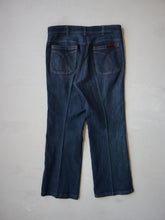 Load image into Gallery viewer, 1970&#39;s Sport-Abouts by Big Yank Denim Bootcut Jeans - 32&quot;
